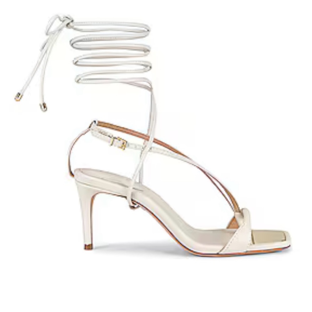 Schutz Vikki Heel in Pearl. Size 7.5.